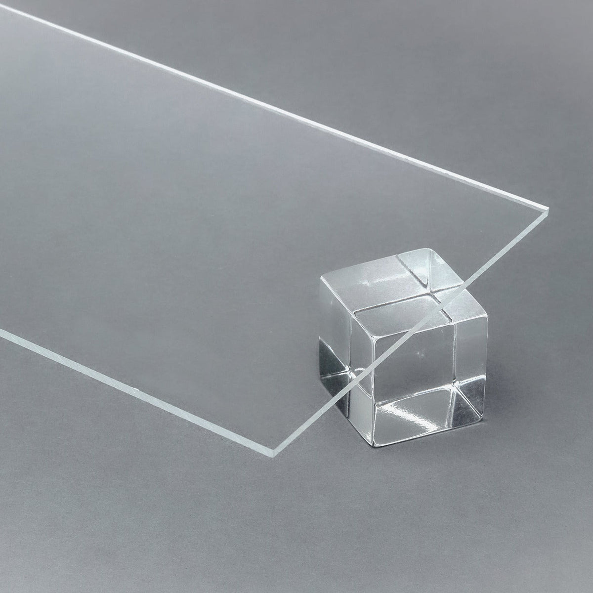 Clear Colorless Acrylic Plexiglass Sheet, Top view - Canal Plastics Center