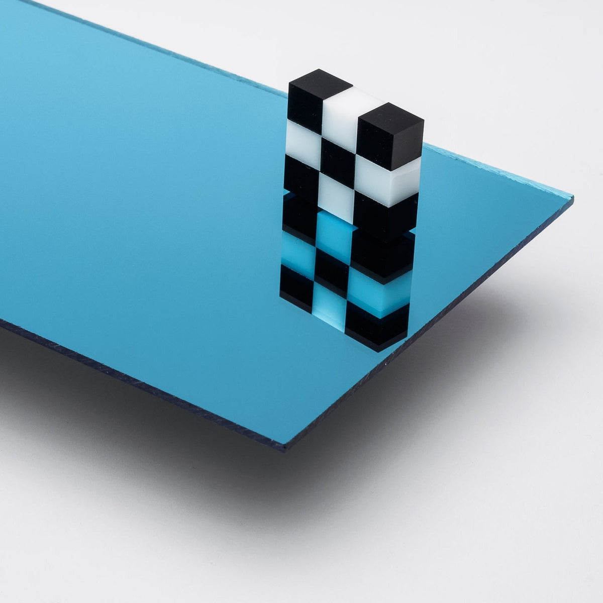 Light Blue Mirror Acrylic Plexiglass Sheet, color 1000, Top view - Canal Plastics Center