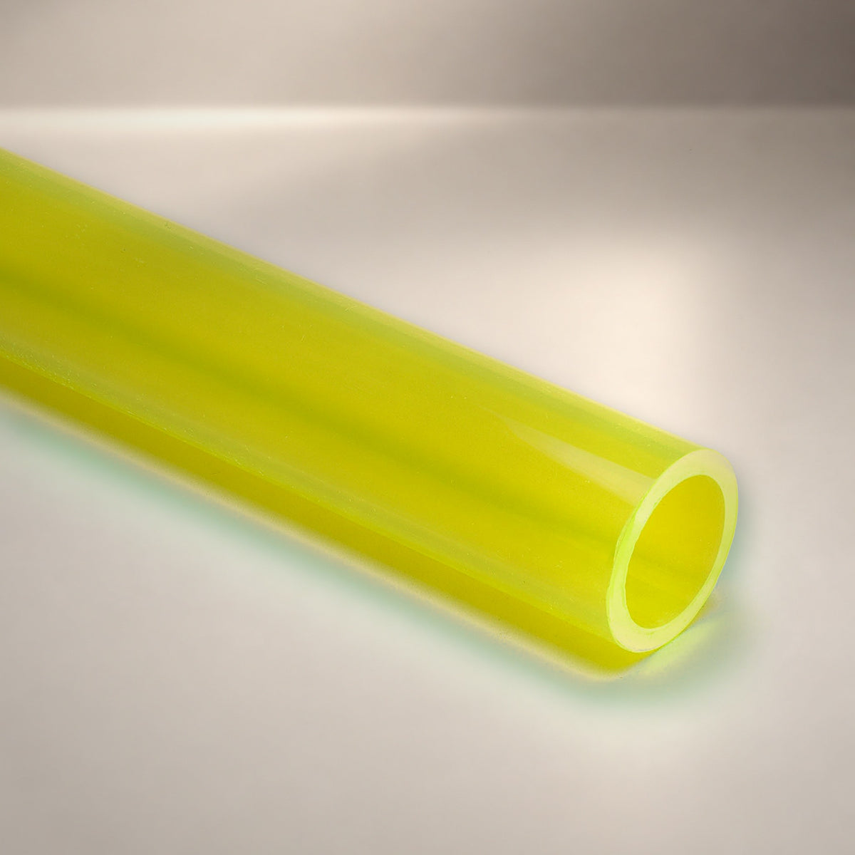 Green fluorescent acrylic round tube - Canal Plastics Center
