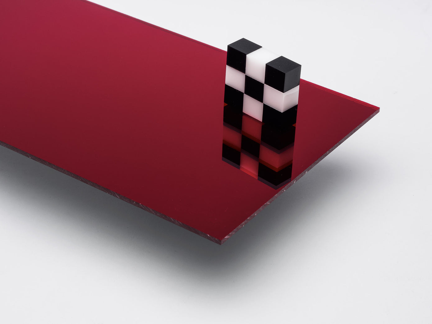 Red mirror acrylic deals